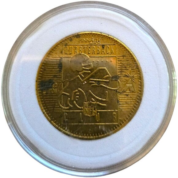 Eric Kramer #12 Chicago Bears 1996 Pinnacle QB Club NFL Vintage Coin - Picture 3 of 4